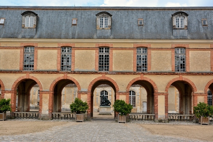 château Dampierre 3.jpg